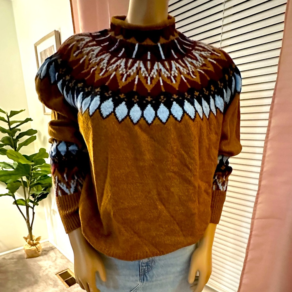 Vince Camuto, ladies scoop neck fall sweater